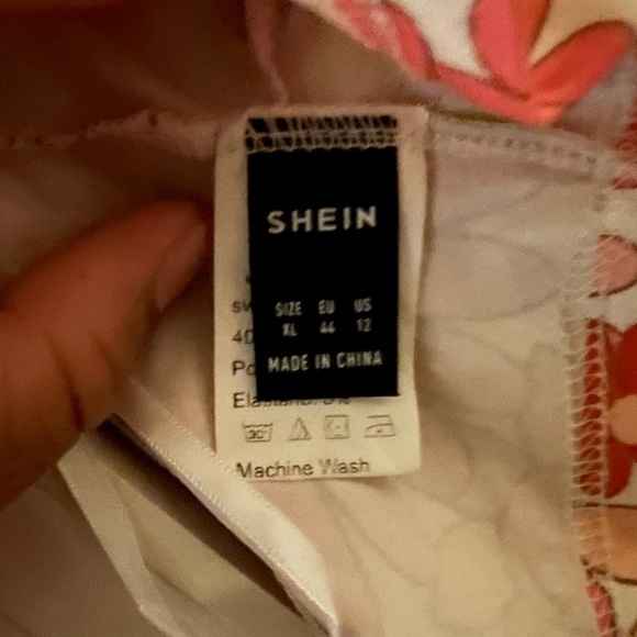 SHEIN Halter top - Picture 4 of 4